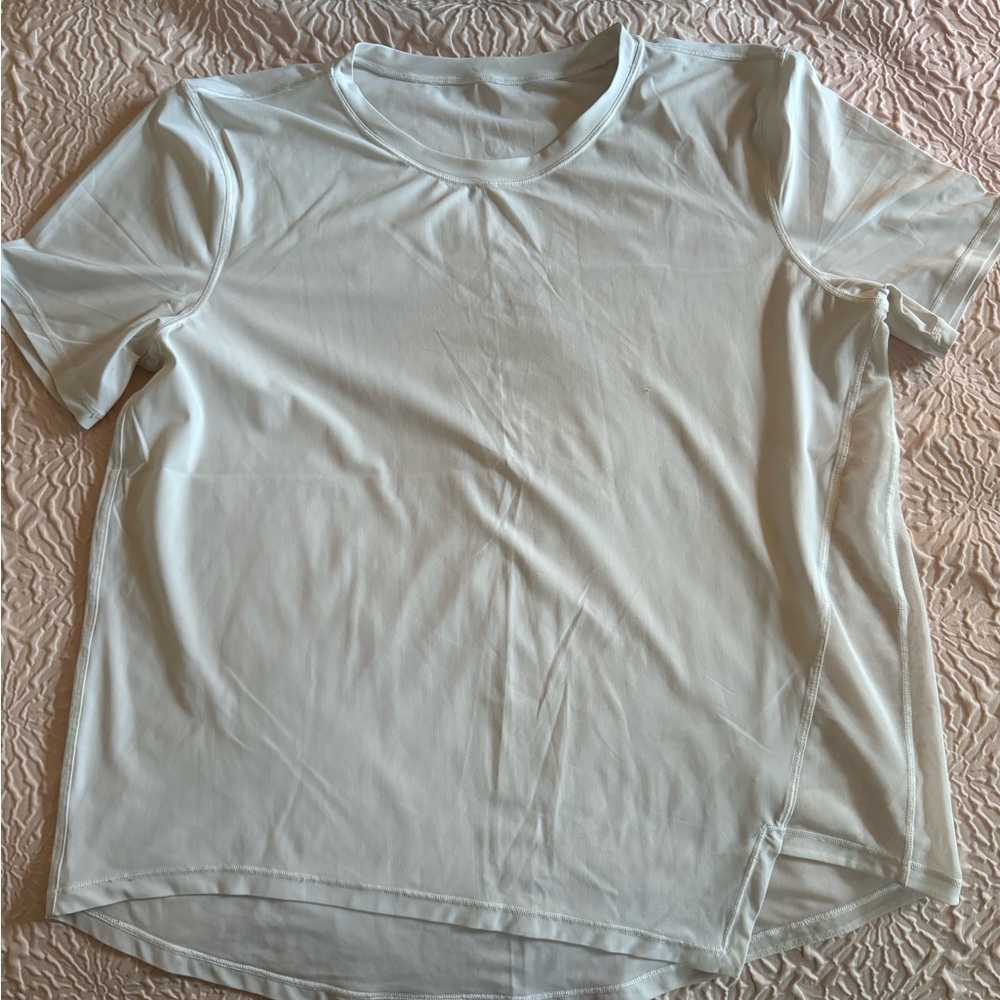 Lululemon white active top, size 6